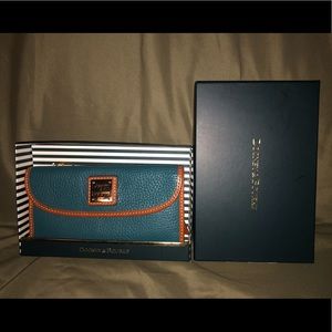 Dooney & Bourke Pebbled Leather Wallet
